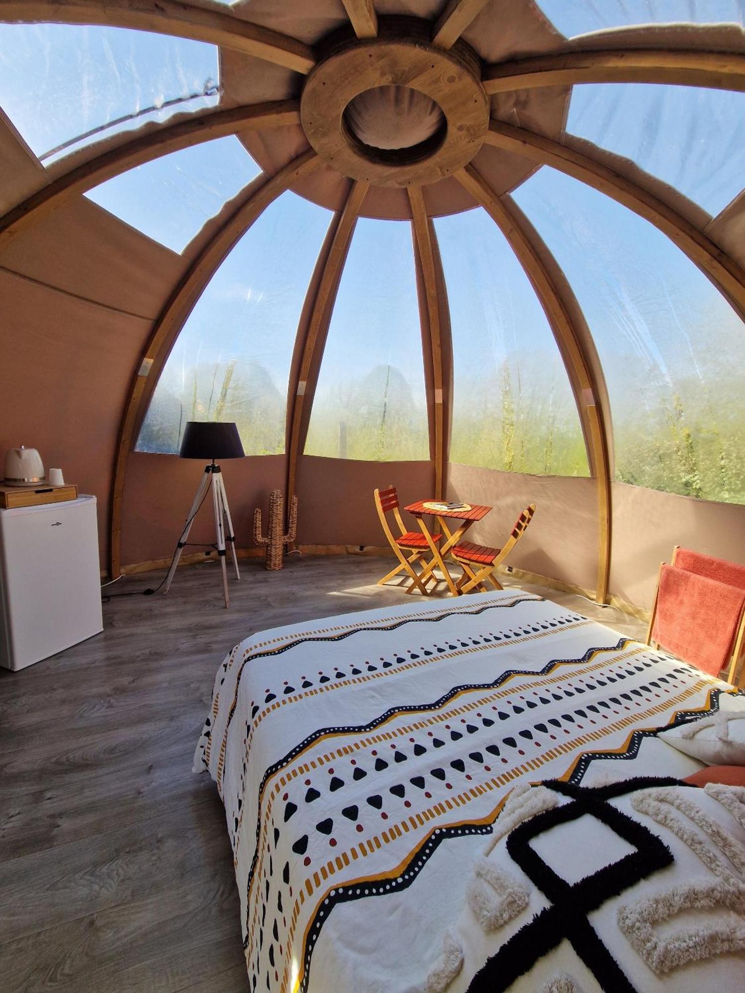 Sorde-lʼAbbaye Les Nuits De Cassiopee B&B 객실 사진