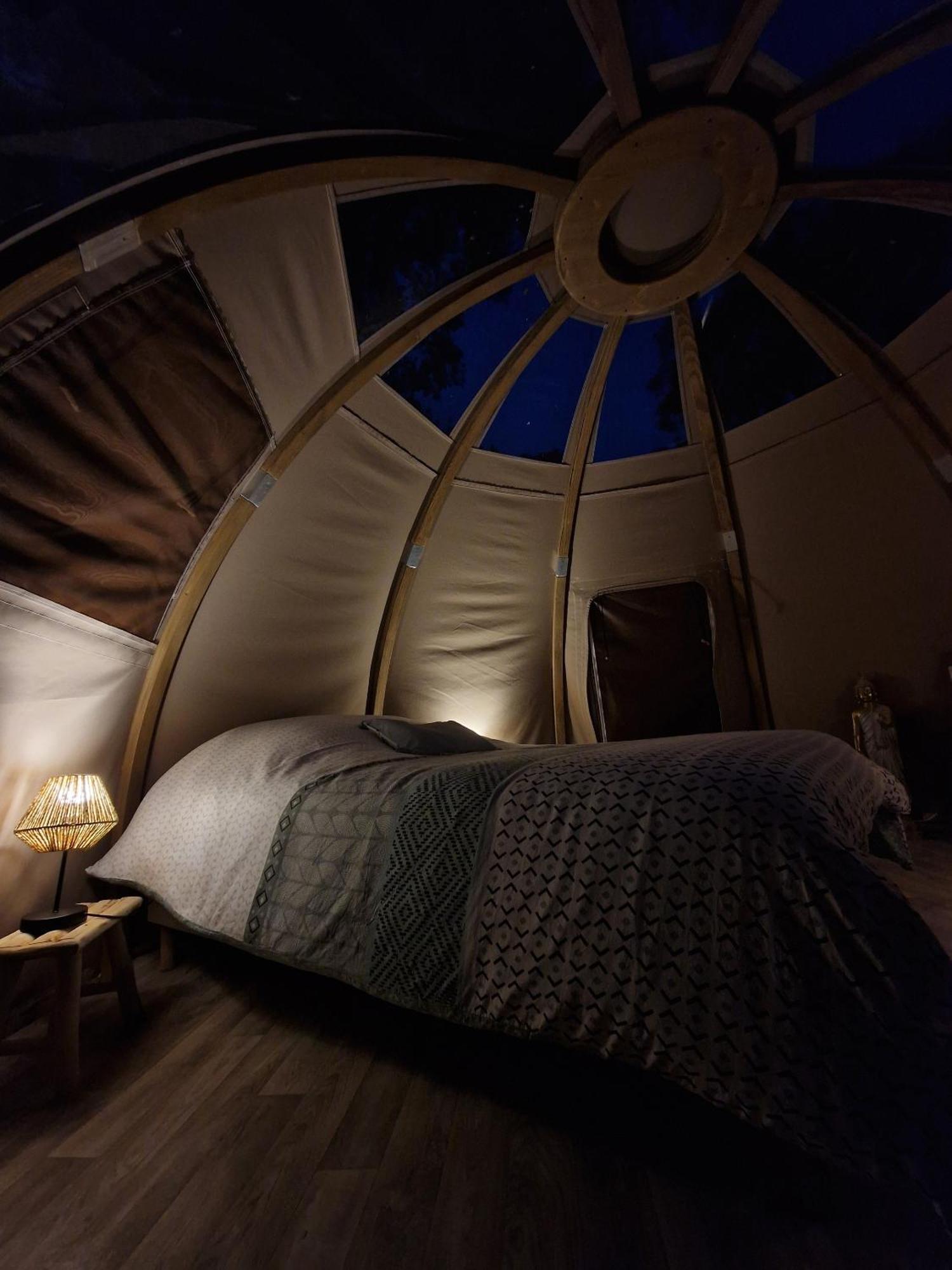 Sorde-lʼAbbaye Les Nuits De Cassiopee B&B 객실 사진