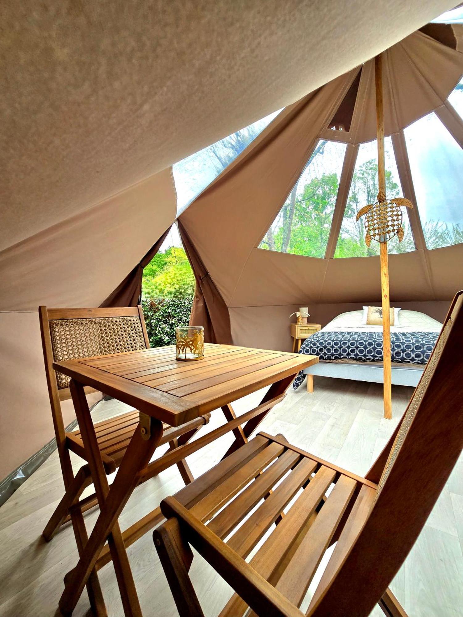 Sorde-lʼAbbaye Les Nuits De Cassiopee B&B 외부 사진